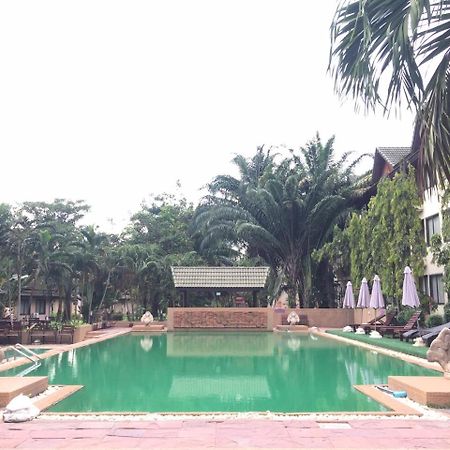 Ubon Buri Hotel & Resort Warin Chamrap Экстерьер фото